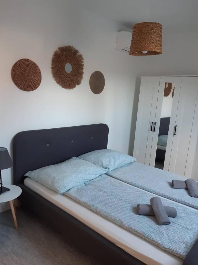 Apartman Soos -- Only For Relaxation, Not For Party! Siófok Esterno foto