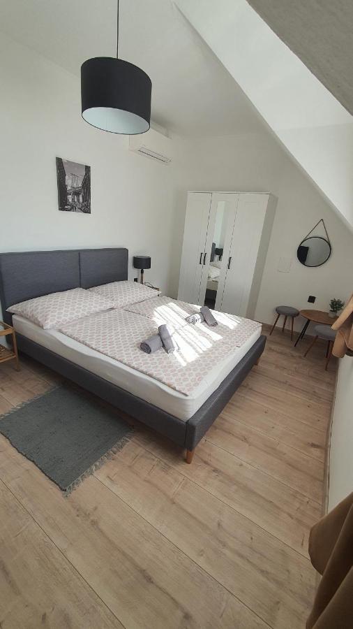 Apartman Soos -- Only For Relaxation, Not For Party! Siófok Esterno foto