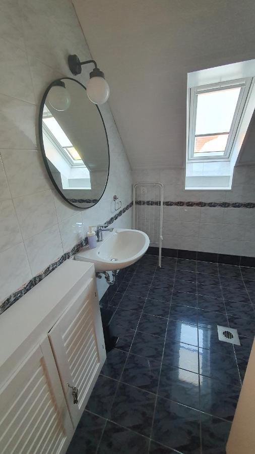 Apartman Soos -- Only For Relaxation, Not For Party! Siófok Esterno foto